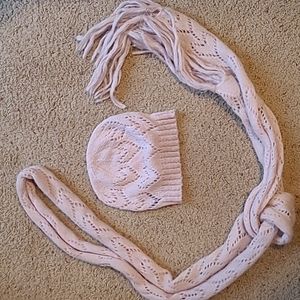 Gap Hat and scarf
